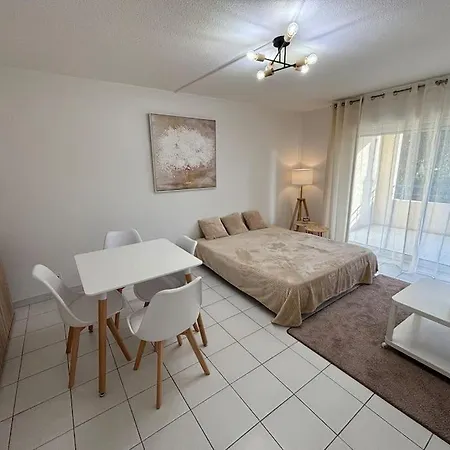 T2 Lumineux 4 Pers, Pisc,plag 2min, Park Priv,wifi Appartement *